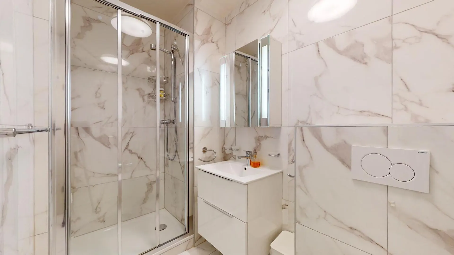 Modern Studio In The Heart Of Genf Apartman